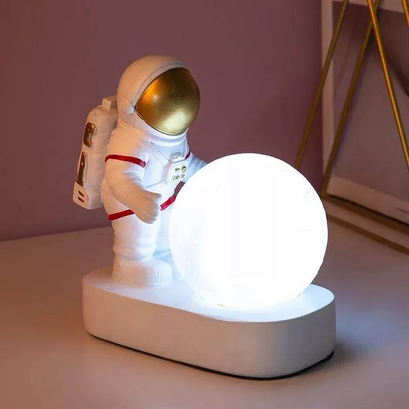 Astronaut Night Lamp