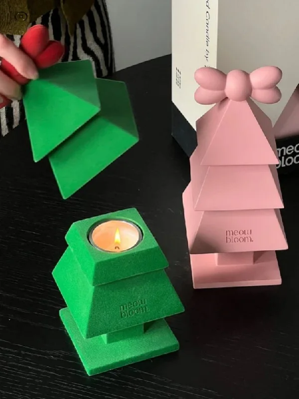 Pet-friendly pine aromatherapy candle with 3 replacements
