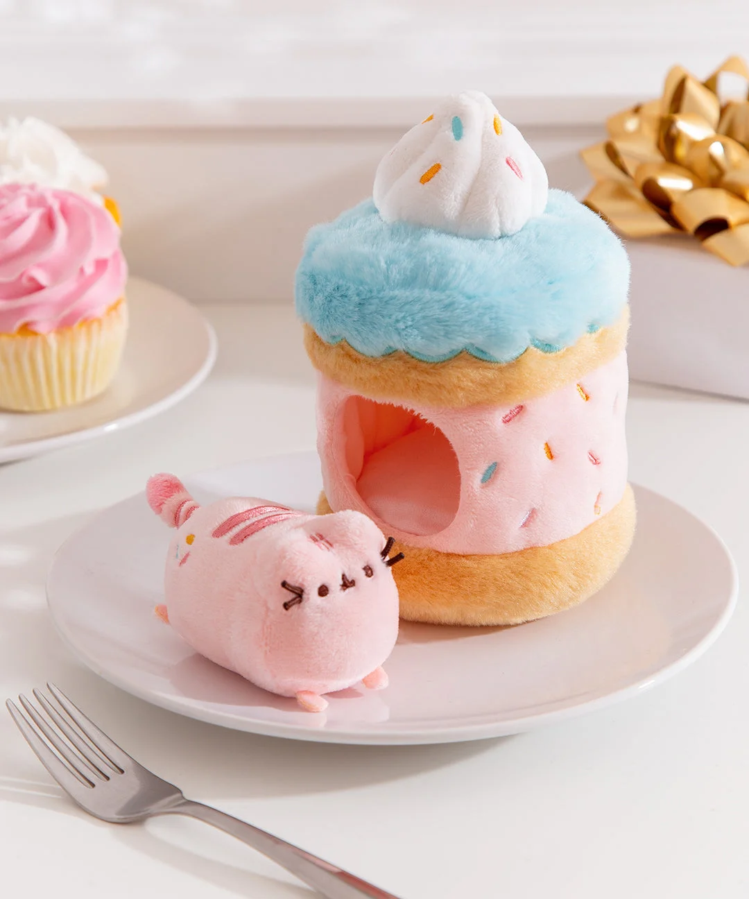 Sweets Sprinkle Cake Plush 2-pc Environment